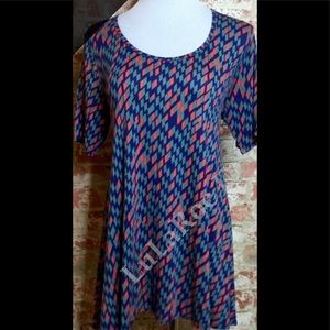 LuLaRoe Perfect Tee, new with tags M